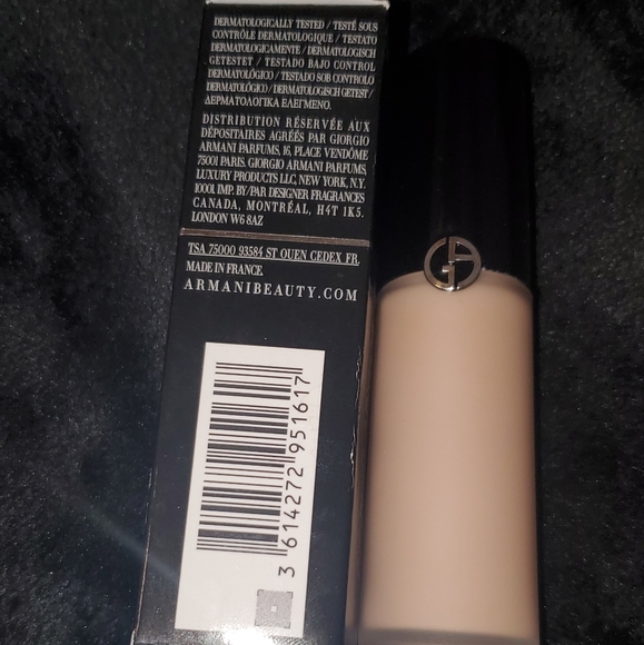 Giorgio Armani luminous silk concealer - Picture 4 of 5